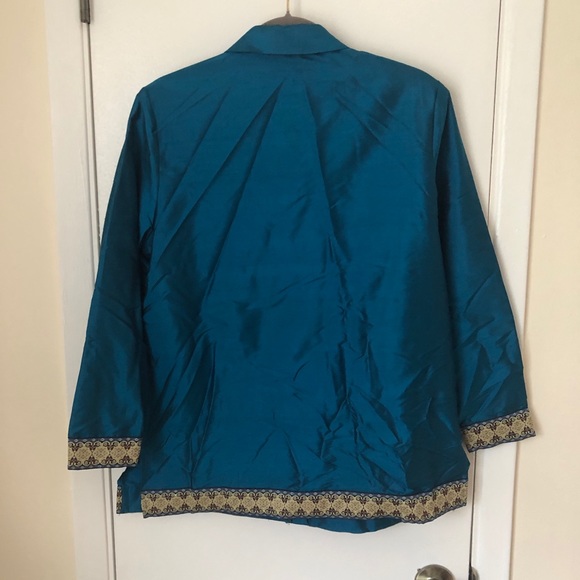 Silk Lore Button Down Shirt with Sleeveless Blouse - Picture 7 of 16